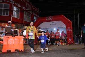 BIB: 3352, 3039
                            <button type="button" onclick="openModal(26263342)" class="btn btn-primary btn-sm float-right btn-popup" data-toggle="modal" data-target=".modal-high-quality">
                        <i class="fas fa-shopping-cart"></i> Add to Cart
                    </button>
                                            <button type="button" onclick="isThisMe(26263342, true)" class="btn btn-success btn-sm float-right btn-popup btn-isme hidden" data-toggle="tooltip" data-placement="bottom" title="นี่คือรูปของคุณใช่ไหม คลิกที่นี่เพื่อเอาเข้าอัลบั้ม">
                        <i class="fas fa-plus"></i> Add to album
                    </button>
                    <button type="button" onclick="isThisMe(26263342, false)" class="btn btn-warning btn-sm float-right btn-popup btn-isnotme hidden">
                        <i class="fas fa-ban"></i> Remove from album
                    </button>